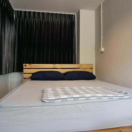 EQ Hostel Thong Sala Buitenkant foto